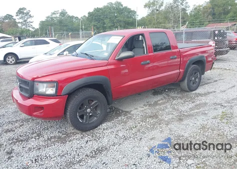 2010 Dodge Dakota Bighorn/Lonestar z USA, uszkodzony, nr VIN 1D7CW3GK9AS217420